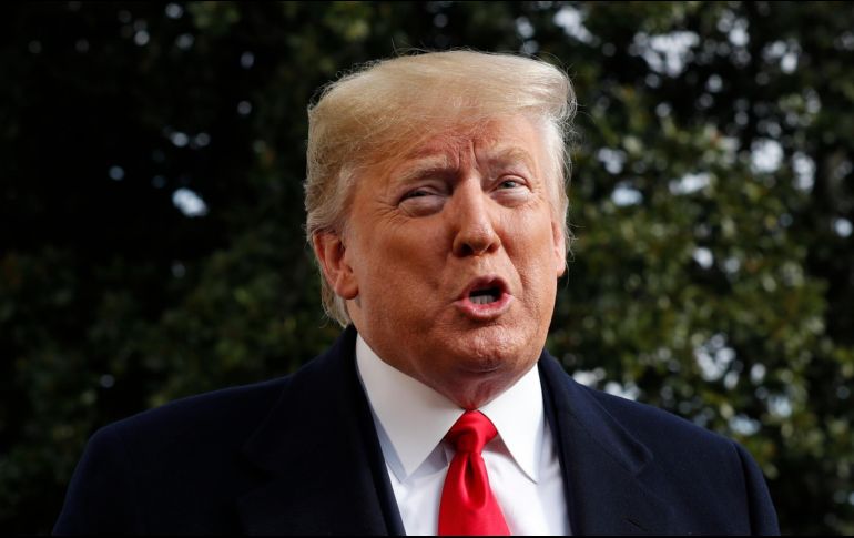 Trump trató hoy de minimizar su relación con Sondland al asegurar que no lo conoce 