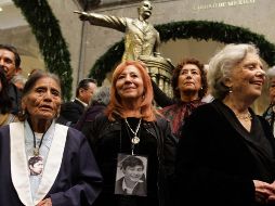 La cercanía de Rosario Piedra Ibarra —titular de la CNDH— con el Presidente López Obrador ha generado polémica y descontento. NOTIMEX/Archivo