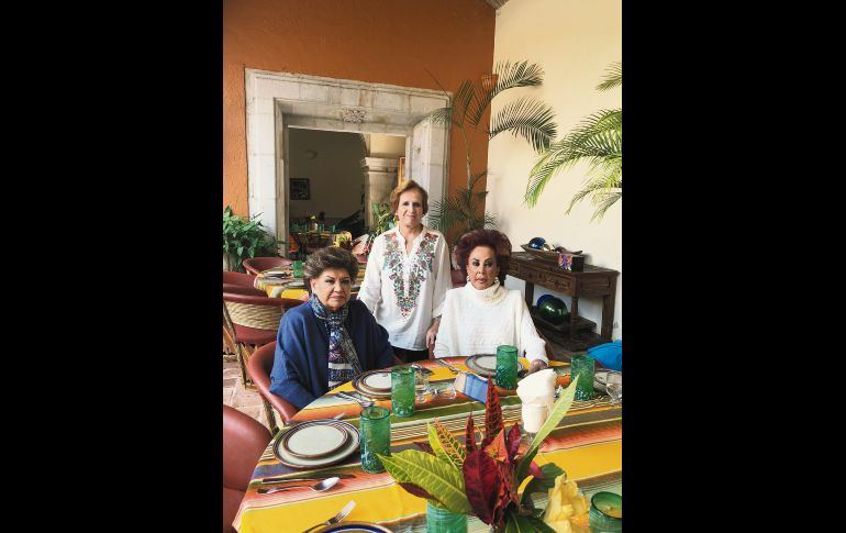 Anita de Celis, Moni Álvarez del Castillo y Melin Fajardo