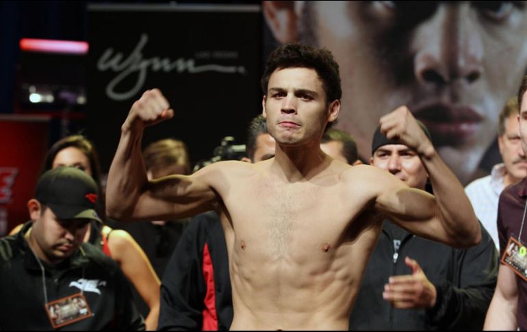 La Comisión de Nevada suspendió al mexicano hasta el 20 de noviembre, sin embargo, decidió extender el castigo hasta dos días antes de su próxima pelea. NTX / ARCHIVO