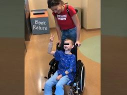 El niño fue sometido a una operación para reconstruir su mandíbula y otra para retirarle una bala de la región de la cadera. Su familia está recaudando fondos para financiar los gastos médicos. INSTAGRAM / lamorafamilymassacre