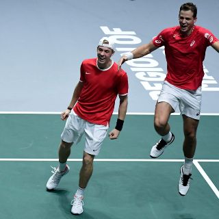 Canadá gana a Rusia y llega a su primera final de Copa Davis
