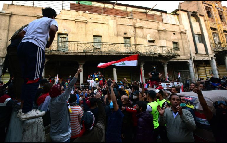 La lucha se ha centrado en la calle Rasheed y comenzó el jueves; desde entonces, las protestas se han recrudecido. EFE/M. Lateef