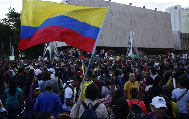 Cientos de personas participan en un 