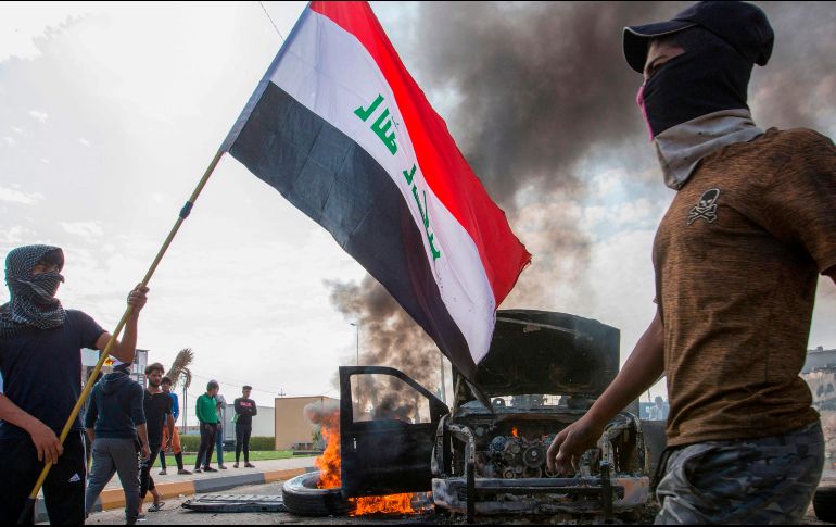 Las manifestaciones son el reflejo de un descontento popular que viene de lejos, sobre todo en las provincias del sur del país. AFP / H. Faleh