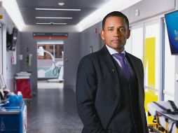 El histrión posa en una escena de la serie de televisión: “The Good Doctor”. CORTESÍA