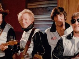 The Ventures, también conocida por “Wipe Out”, el tema de “007”, “James Bond”, incluyendo las series de “Hawaii 5-0” y “Swat”. ESPECIAL / Grammy.com