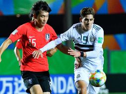 Muñoz tomó el balón en media cancha, avanzo hasta los linderos del área, y con la marca de los defensores nipones encima mandó un disparo colocado que alojó el balón en el fondo de la portería. IMAGO7 / ARCHIVO