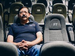 El director de programación del FICG y de la Cineteca de la UdeG charla sobre el Ciclo de Cine de la India, en el marco de la FIL. EL INFORMADOR / G. Gallo