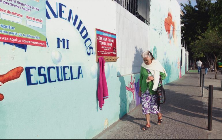 Un perchero en la Primaria Urbana #475, en Zapopan. EL INFORMADOR / E. Barrera