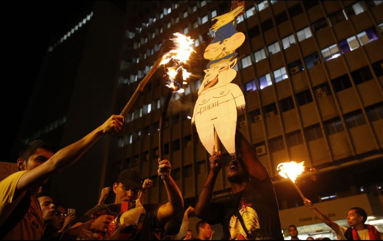 Ayer Ivan Duque mantuvo una reunión con los líderes de las protestas. EFE