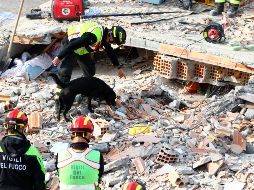 Aún no se dispone de estimaciones sobre el número de personas que siguen atrapadas, y la cifra de muertos podría aumentar. AP / H. Pustina