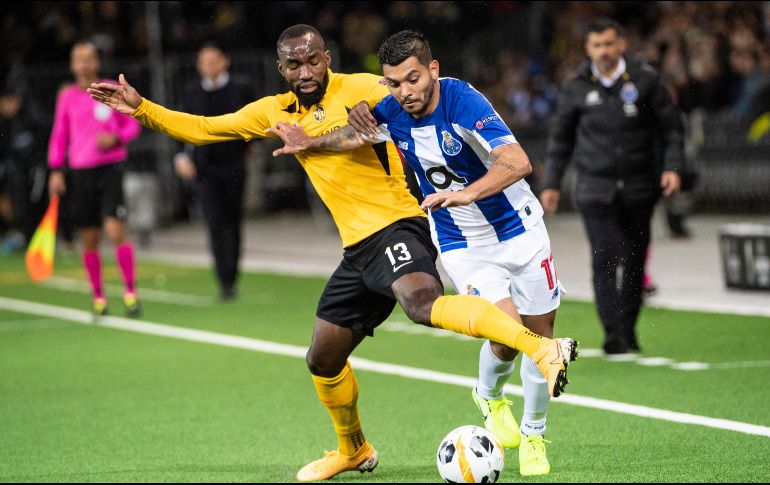 El mexicano, Jesús Corona, tuvo acción durante 84 minutos. AP / A. Della Valle