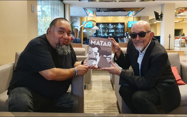 El ilustrador Bef y el escritor Francisco Haghenbeck, en entrevista con esta casa editorial. EL INFORMADOR/N. Gutiérrez