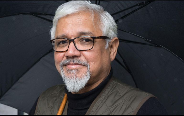 Amitav Ghosh. Entre sus obras está “Mar de amapolas”. ESPECIAL