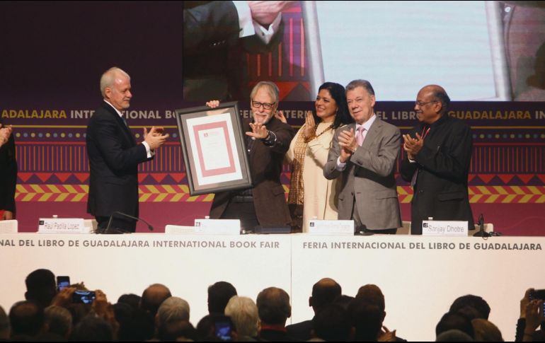 Raúl Padilla participó en la entrega del Premio FIL de Literatura en Lenguas Romances a David Huerta. EL INFORMADOR / E. Barrera