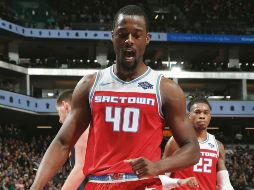 Harrison Barnes destacó por los Kings, al anotar 30 puntos. AFP / R. Widner