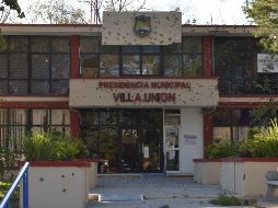 Ayer confirmaron que 10 civiles armados y cuatro policías murieron en un enfrentamiento que se registró entre fuerzas de los tres niveles y presuntos miembros del cártel del Noreste. AP / G. Sánchez