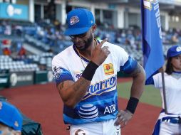 Henry Urrutia, al bat, fue clave para la victoria de Charros que se mantiene en lo más alto de la Liga Mexicana del Pacífico. EL INFORMADOR / A. Camacho