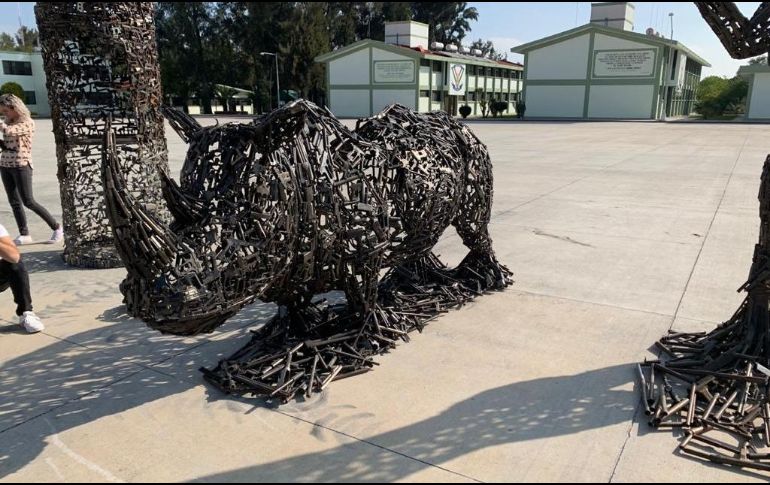 Señalan que el objetivo es que, ahora con las armas destruidas, las esculturas den un mensaje de que debe “reinar la paz y armonía”. ESPECIAL