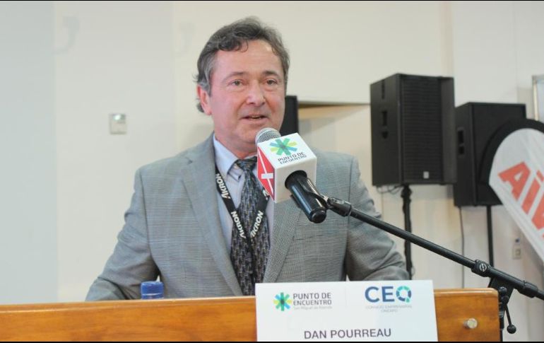 Dan Pourreau, asesor técnico de la ACELA expuso sobre los combustibles que contaminan menos el aire. TWITTER / @OnexpoNacional