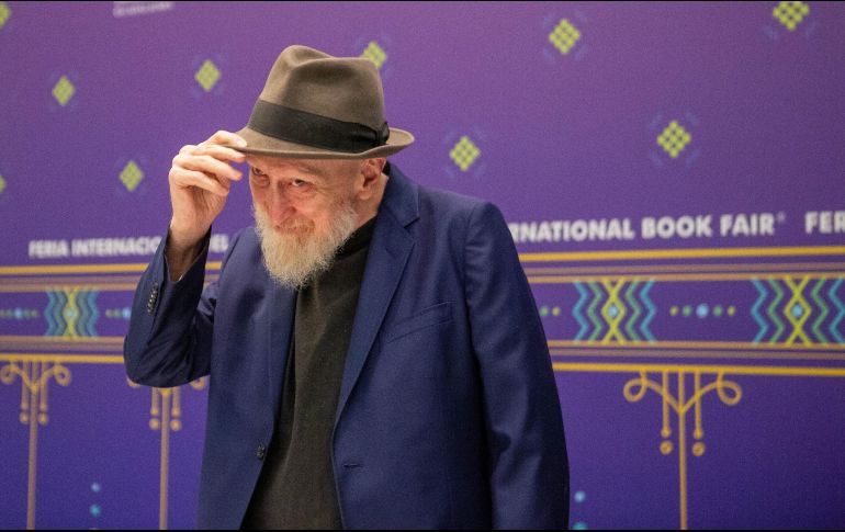 Frank Miller ofreció una conferencia de prensa en la FIL. EFE / B. de Niz