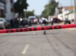 Se narraron dos situaciones distintas: la primera que la pequeña se calló de su portabebé y la segunda versión que dejaron a la niña en su portabebé en la cochera y que el tío la atropelló al no verla. EL INFORMADOR / ARCHIVO