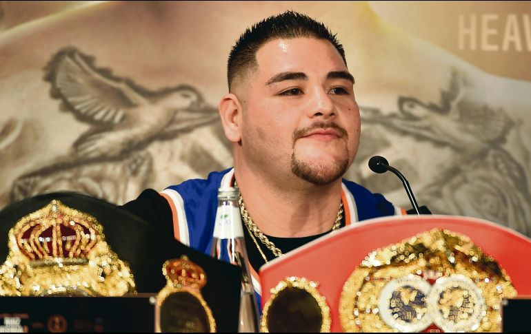 El campeón mexicano aseguró que está listo para enfrentar al británico en un pleito que acapara la atención. AFP