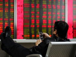 La Bolsa Mexicana muestra una tendencia descendente desde que el Inegi publicó el 25 de noviembre los datos actualizados sobre la economía nacional. AP/A. Wong