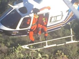 Personal de seguridad informó que las dos personas se encontraban en buen estado de salud. ESPECIAL/ Protección Civil Jalisco