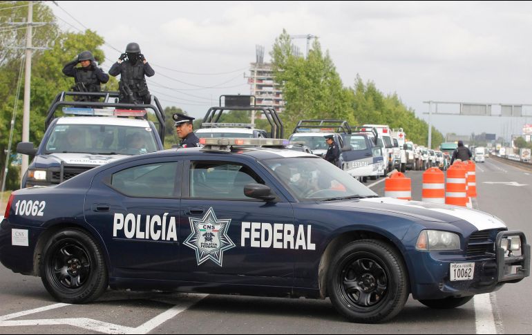 Protección Civil de Michoacán dijo que las labores que realizan son de atención y limpieza de la Autopista Siglo 21 tras el accidente donde se registró la fuga de amoniaco. NTX/ ARCHIVO