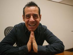 Yordi Rosado. El comunicador se encuentra contento al ofrecer a sus seguidores un nuevo libro: “¡Sin pretextos! Cambia el pero por el puedo”. EL INFORMADOR / G. Gallo