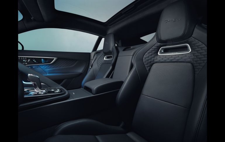 Jaguar rediseña al F-Type, que tendrá un nuevo rostro de cara al 2020