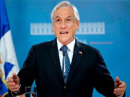 Piñera dijo que la consulta servirá para ver si los chilenos quieren una nueva Constitución o reformar la actual. AFP/ARCHIVO