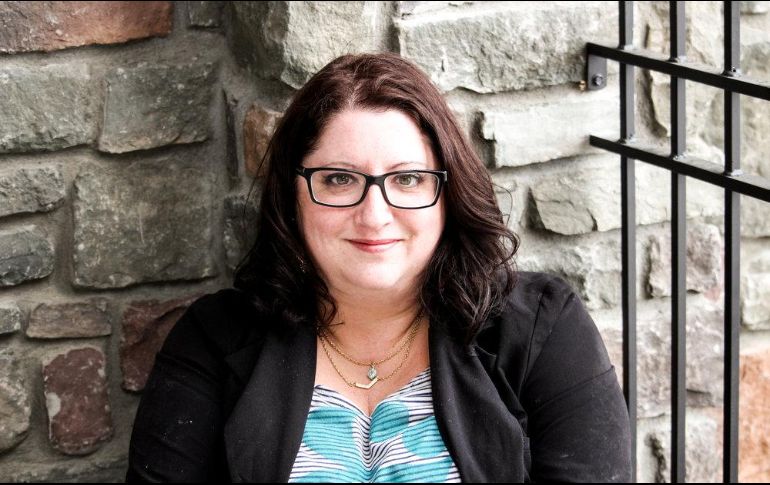 Una de las características destacadas en los libros de Oakes es la presencia de personajes femeninos fuertes. ESPECIAL