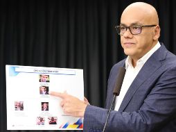 La intención habría sido la de hacer ver a la opinión pública internacional que en Venezuela reina el caos para facilitar la llegada de tropas extranjeras, dijo Jorge Rodríguez, vocero de comunicación del gobierno. EFE / Z. Campos