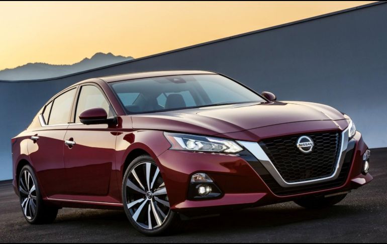 TENDENCIA. Nissan mantiene y actualiza su portafolio de sedanes, a pesar de que la moda siguen siendo las SUV hoy en día. ESPECIAL / japanesesportcar.com