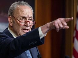 El demócrata Chuck Schumer explicó que este lunes mandó una carta a todos los senadores, donde se propone un calendario para el juicio político. AFP/S. Corum