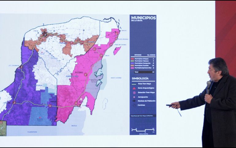 Rogelio Jiménez Pons, director general de Fonatur, detalló ayer aspectos de la obra. NOTIMEX/R. Solís