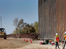 Calculan que el total de fondos obtenidos servirían para la construcción de unos 376 kilómetros de muro. AP/ARCHIVO