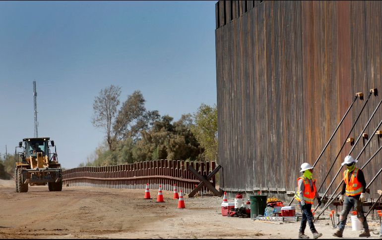 Calculan que el total de fondos obtenidos servirían para la construcción de unos 376 kilómetros de muro. AP/ARCHIVO
