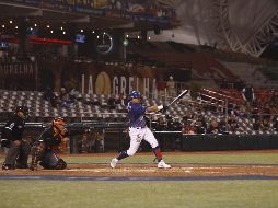 Con 14 vuelacercas y 52 carreras producidas, Dariel Álvarez lidera la liga en estos rubros.  EL INFORMADOR/A. Camacho