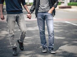 También se establece que no serán aplicables las disposiciones que restrinjan o anulen el ejercicio de algún derecho como cónyuge de un matrimonio que se haya celebrado entre personas del mismo sexo. NTX / ARCHIVO