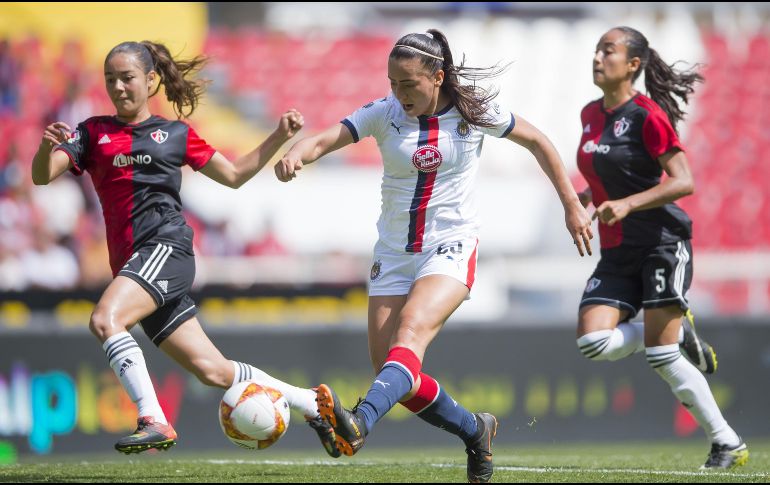 El 24 de febrero, Chivas y Atlas jugarán la versión femenina del clásico tapatío. EL INFORMADOR/Archivo