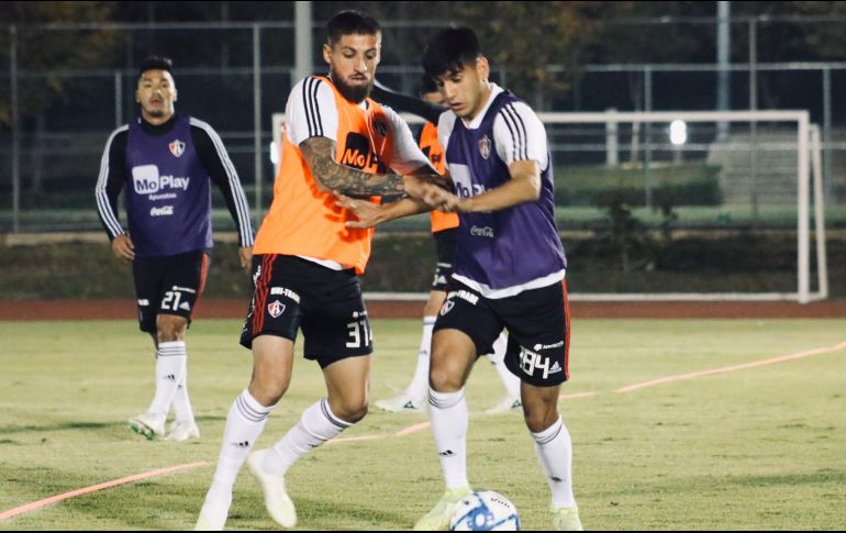 Ignacio Jeraldino (#31) trae en sus botines los goles que el Atlas necesita para trascender. El andino ya hace futbol con los rojinegros. TWITTER/@atlasfc