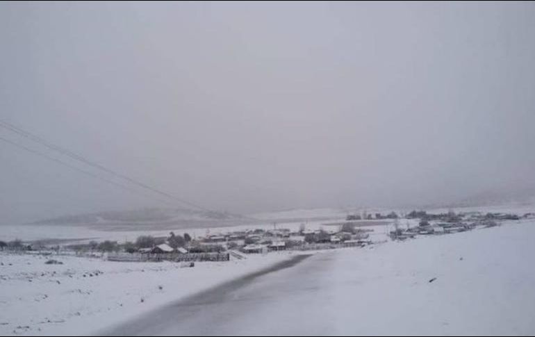 La baja en las temperaturas que se registra con mayor intensidad en el sur del estado, es resultado de la influencia del frente frío número 23. TWITTER / @PC_NuevoLeon