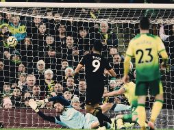 Raúl Jiménez llegó a 16 anotaciones en la presente temporada. TWITTER / @WolvesEspanol