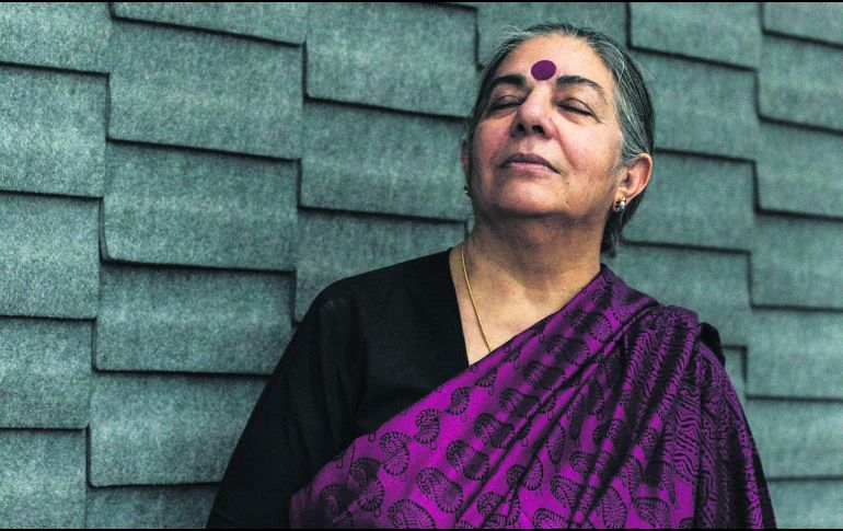 La partidaria del ecofeminismo llegó a México a hablar sobre el medio hambiente y la sociedad. EL INFORMADOR / G. Gallo