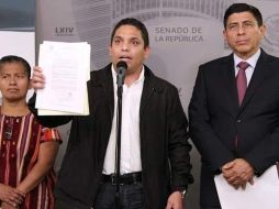 A través de su cuenta de Twitter, el senador Salomón Jara confirmó el asesinato del edil Arturo García (c). TWITTER / @salomonj