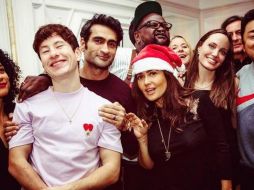 Les deseamos felices fiestas, escribió Salma en la publicación. INSTAGRAM / salmahayek